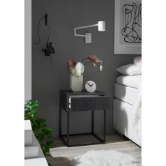 MARLE I. éjjeliszekrény fekete színben 40 cm