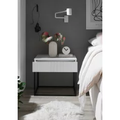 MARLE II. éjjeliszekrény fehér színben 60 cm