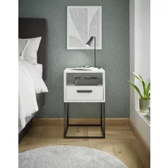 CUDRO I. éjjeliszekrény fehér színben