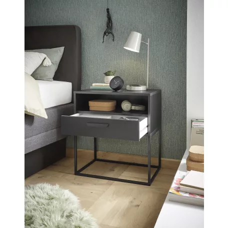 CUDRO II. éjjeliszekrény fekete színben