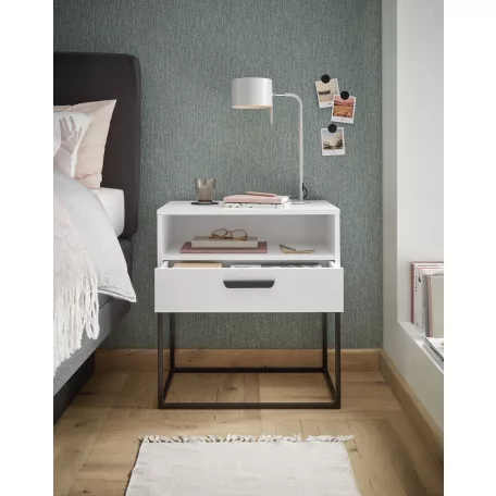 CUDRO II. éjjeliszekrény fehér színben