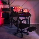 BING Gamer forgószék lábtartóval, fekete