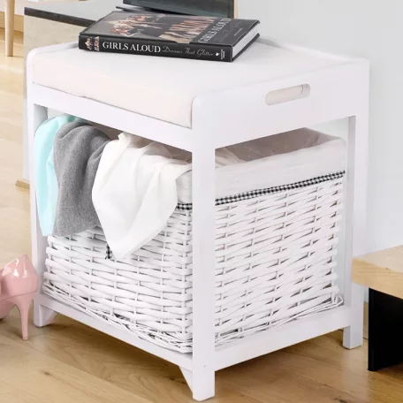 Lóca fonott kosárral és párnával, régi fehér, RUBY1